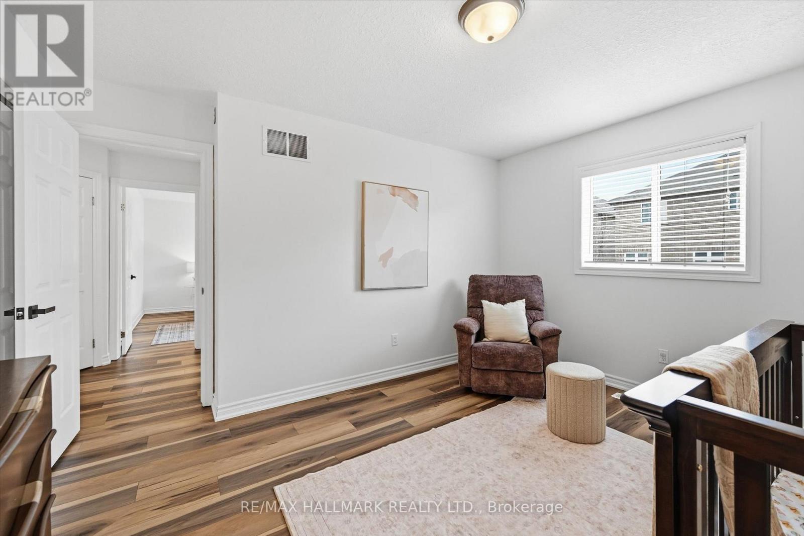 Detached at 1334 UPPER PARADISE ROAD, Hamilton