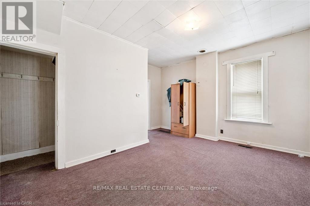 Semi-Detached/Link at 476-478 CAMPBELL STREET W, North Perth