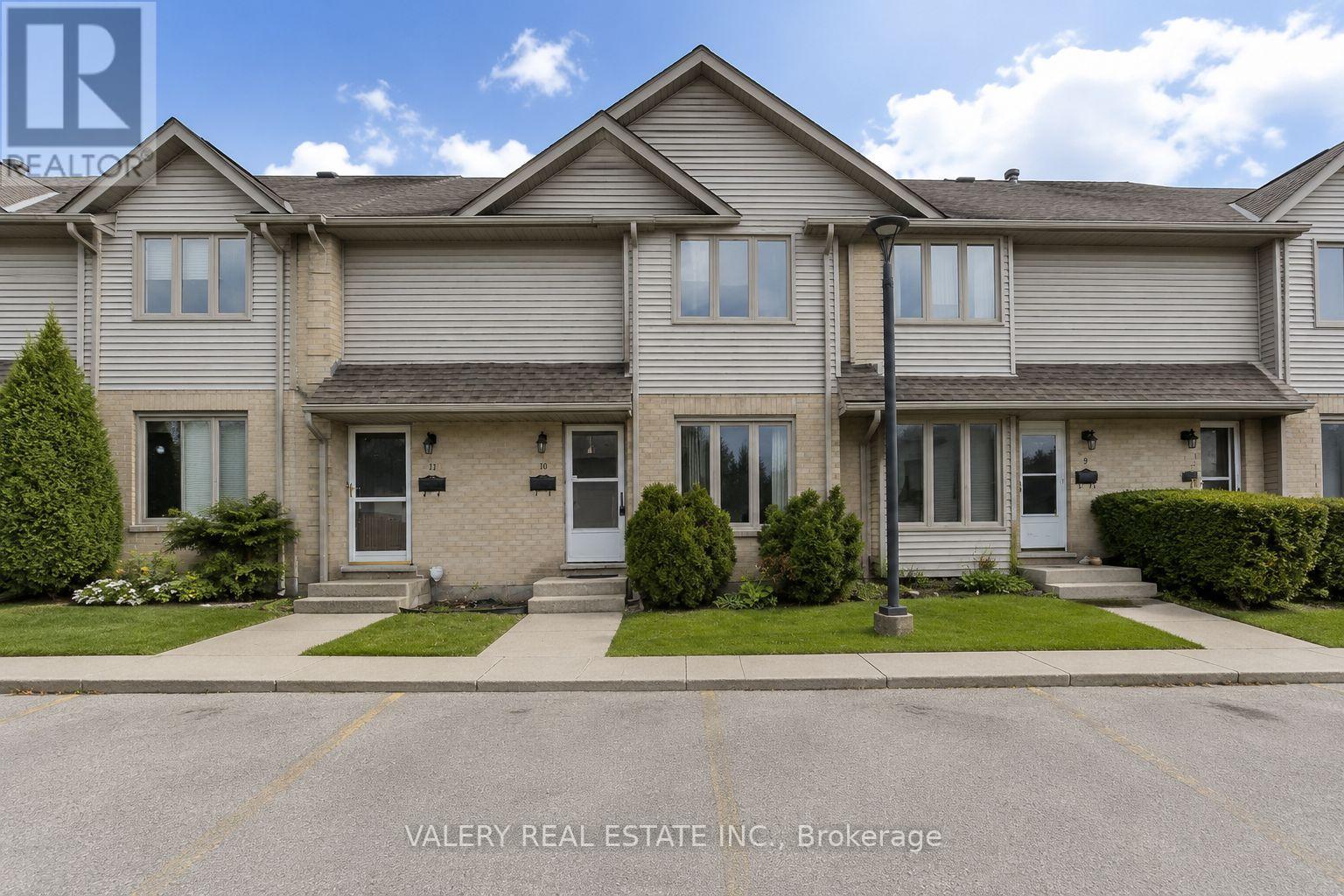 Townhouse at 10 - 1138 KIPPS LANE, London East (East A)