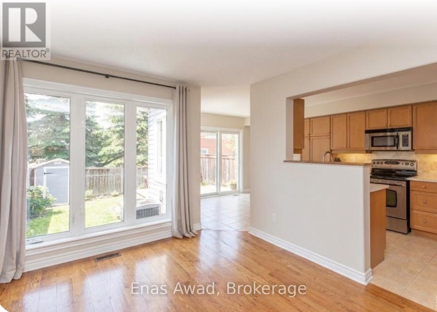 Townhouse at 1 - 106 TALLTREE CRESCENT, Ottawa