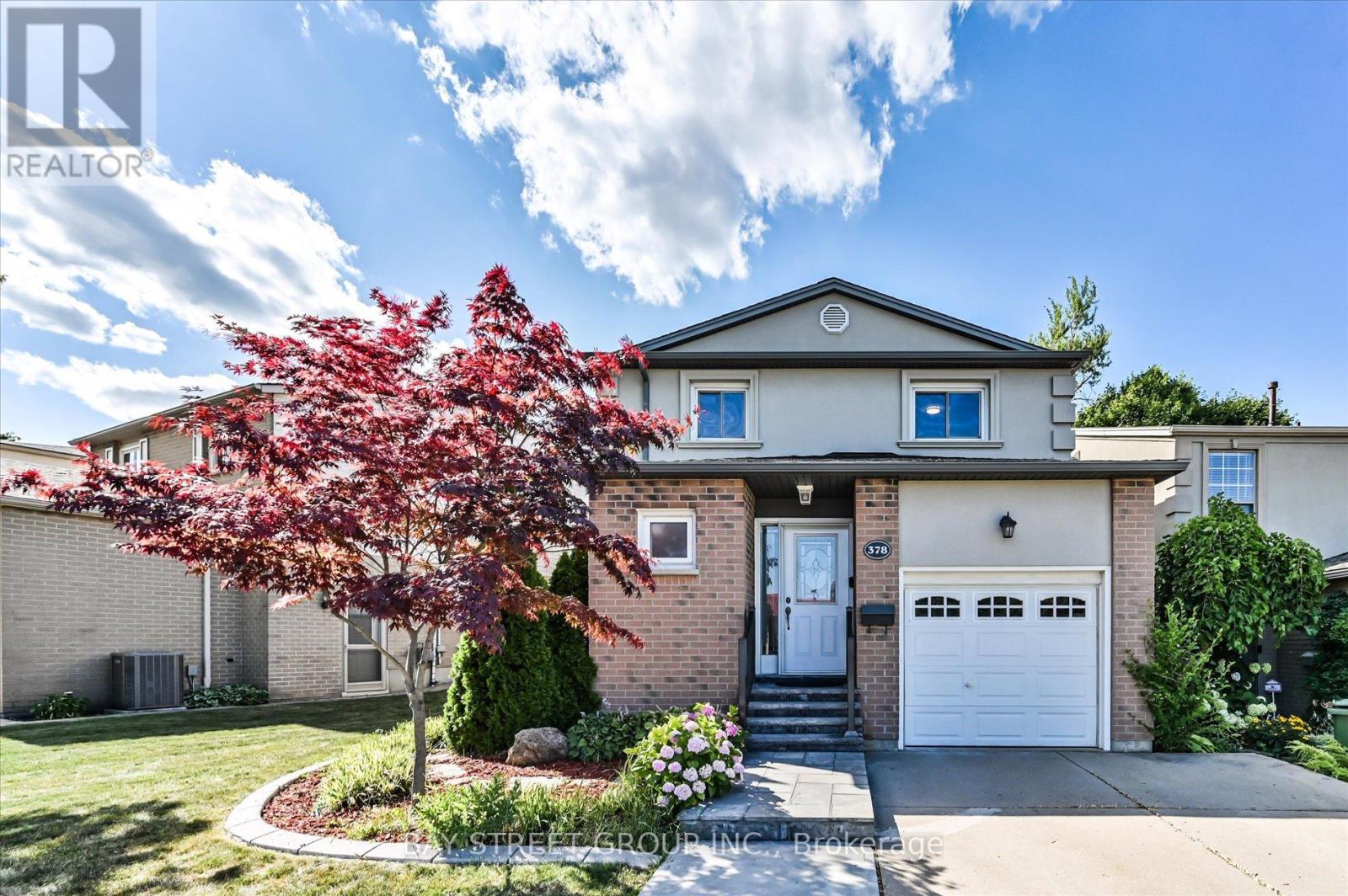 Detached at 378 EAST 24TH STREET, Hamilton (Burkholme)