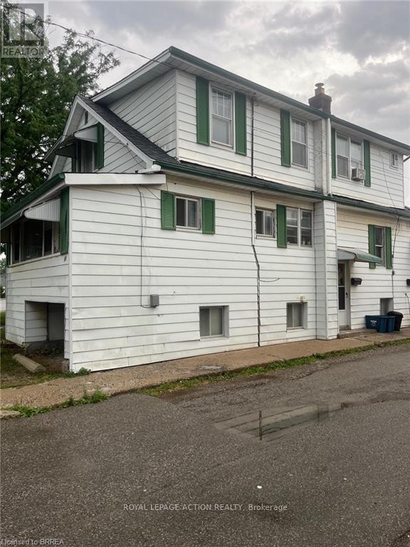 Detached at 83 STANLEY STREET, Brantford