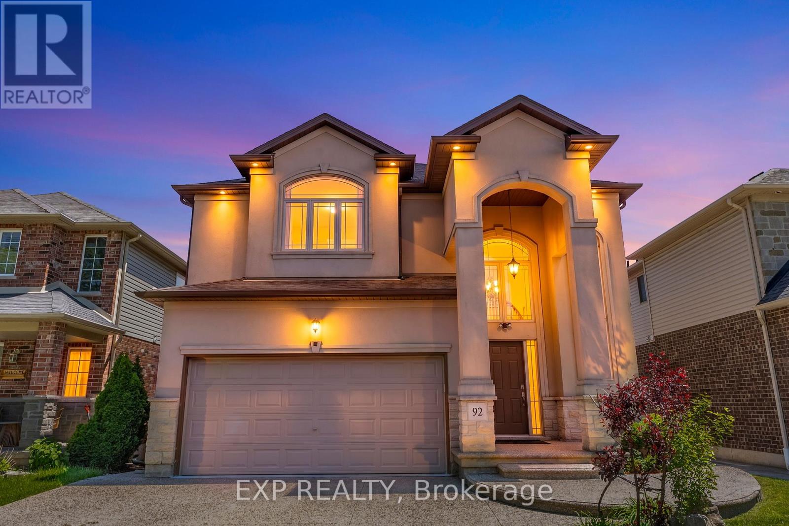 Detached at 92 DESOTO DRIVE, Hamilton