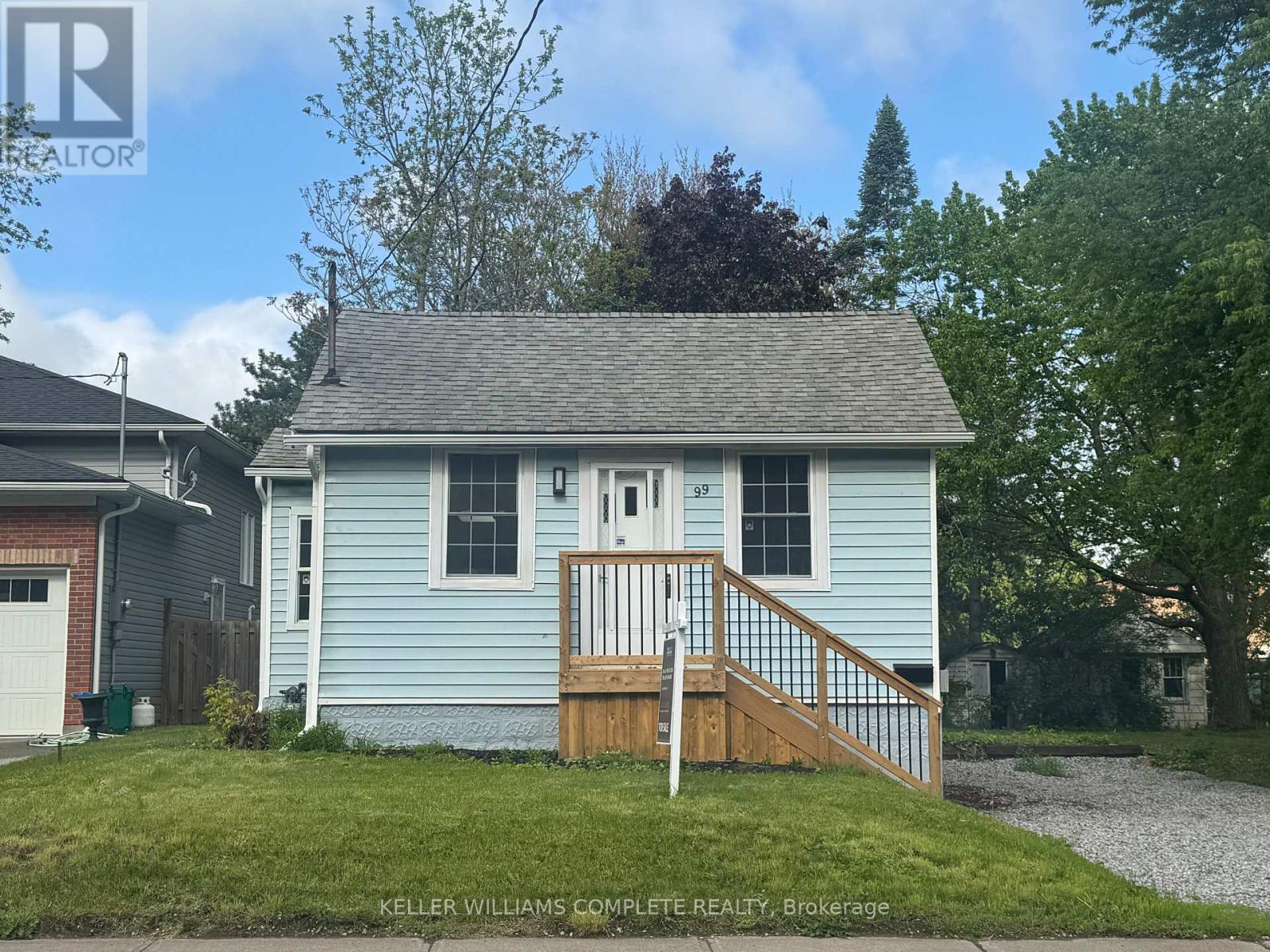 Detached at 99 BUNTING ROAD, St. Catharines (E. Chester)