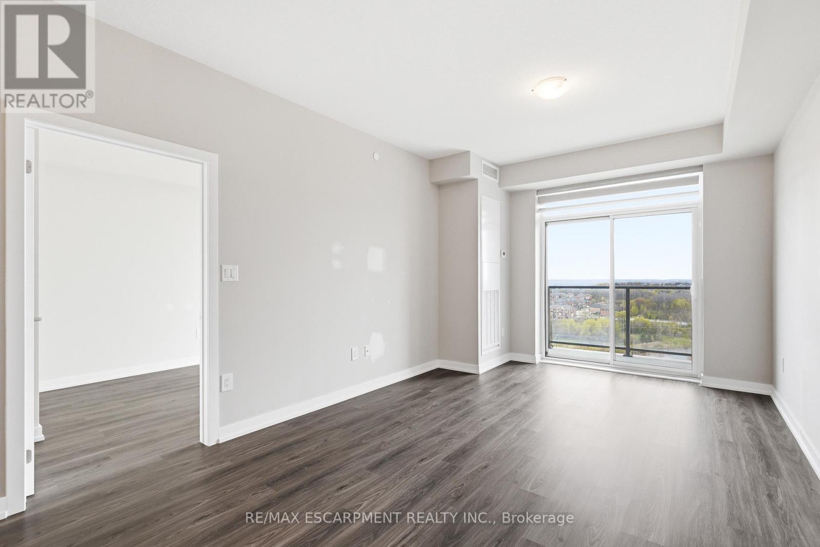 Apartment at 1113 - 450 DUNDAS STREET E, Hamilton