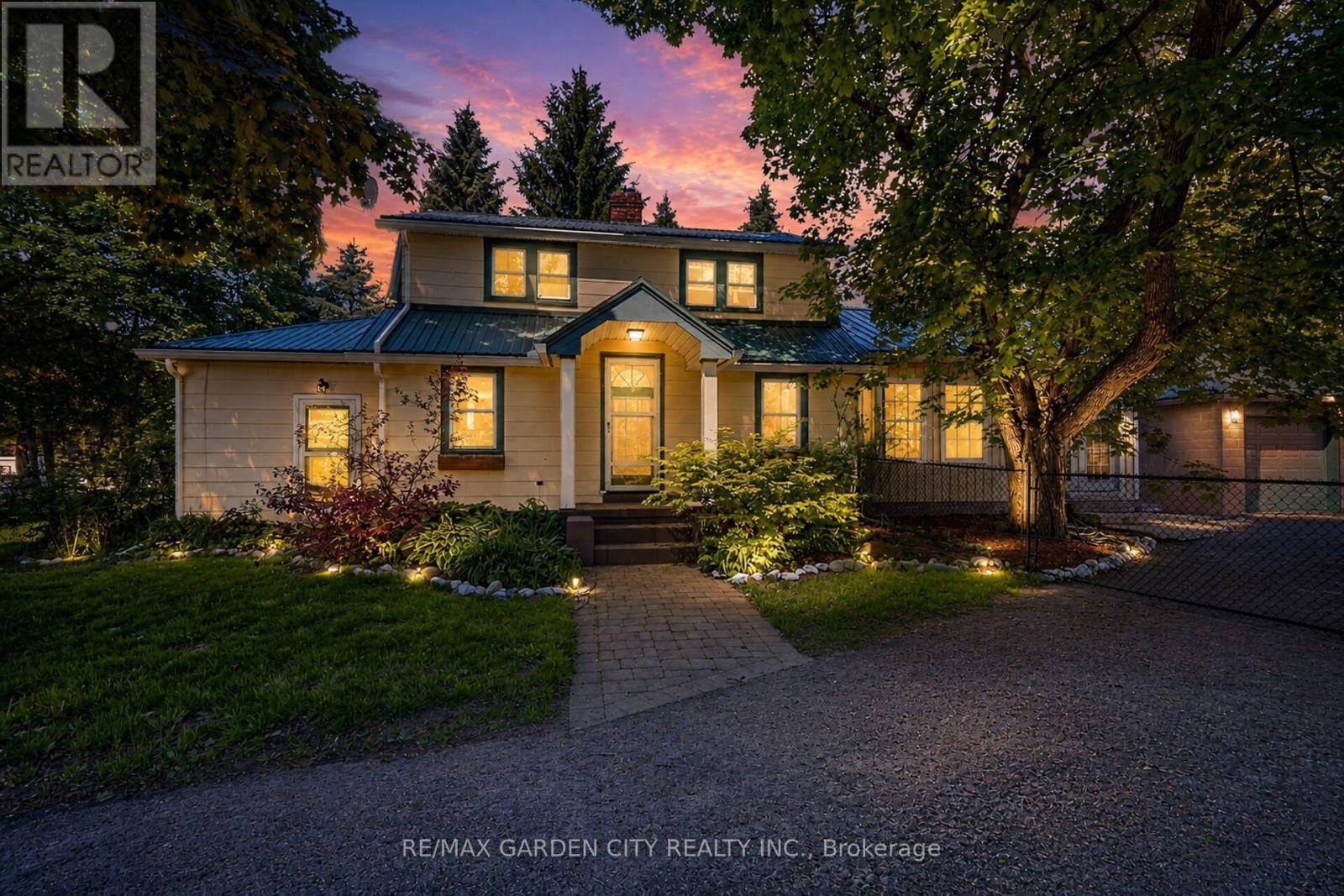 Detached at 323 REGIONAL 20 ROAD, Pelham (North Pelham)