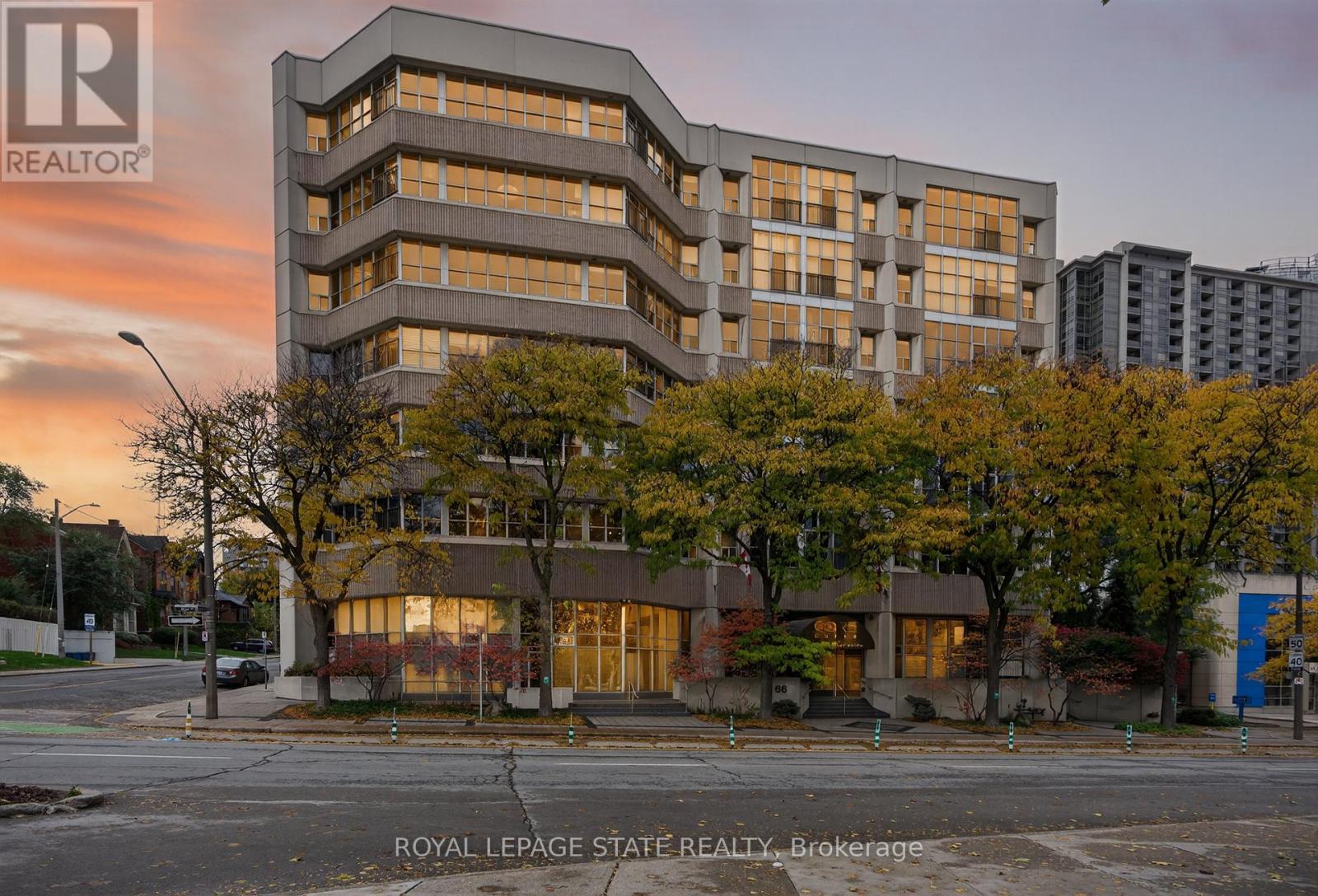 Apartment at PH10 - 66 BAY STREET S, Hamilton