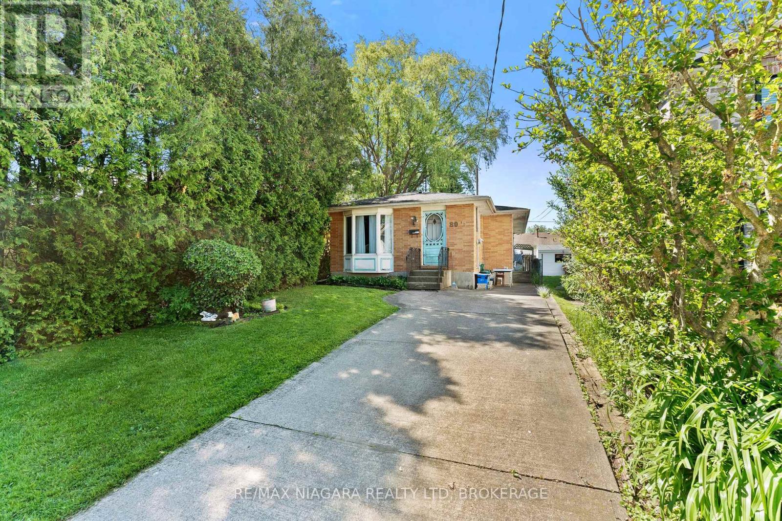 Detached at 80 1/2 MELODY TRAIL, St. Catharines
