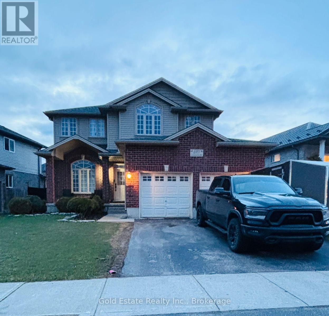Detached at 1377 CORONATION DRIVE, London