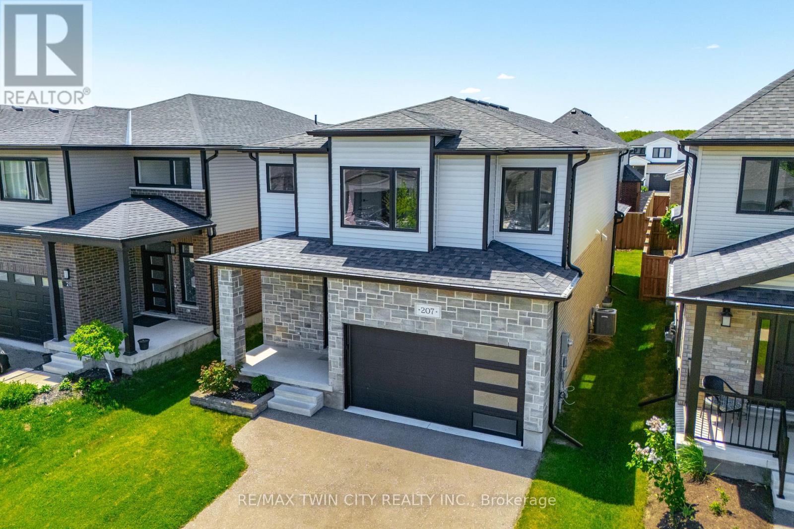 Detached at 207 TIMBER TRAIL ROAD, Wellesley
