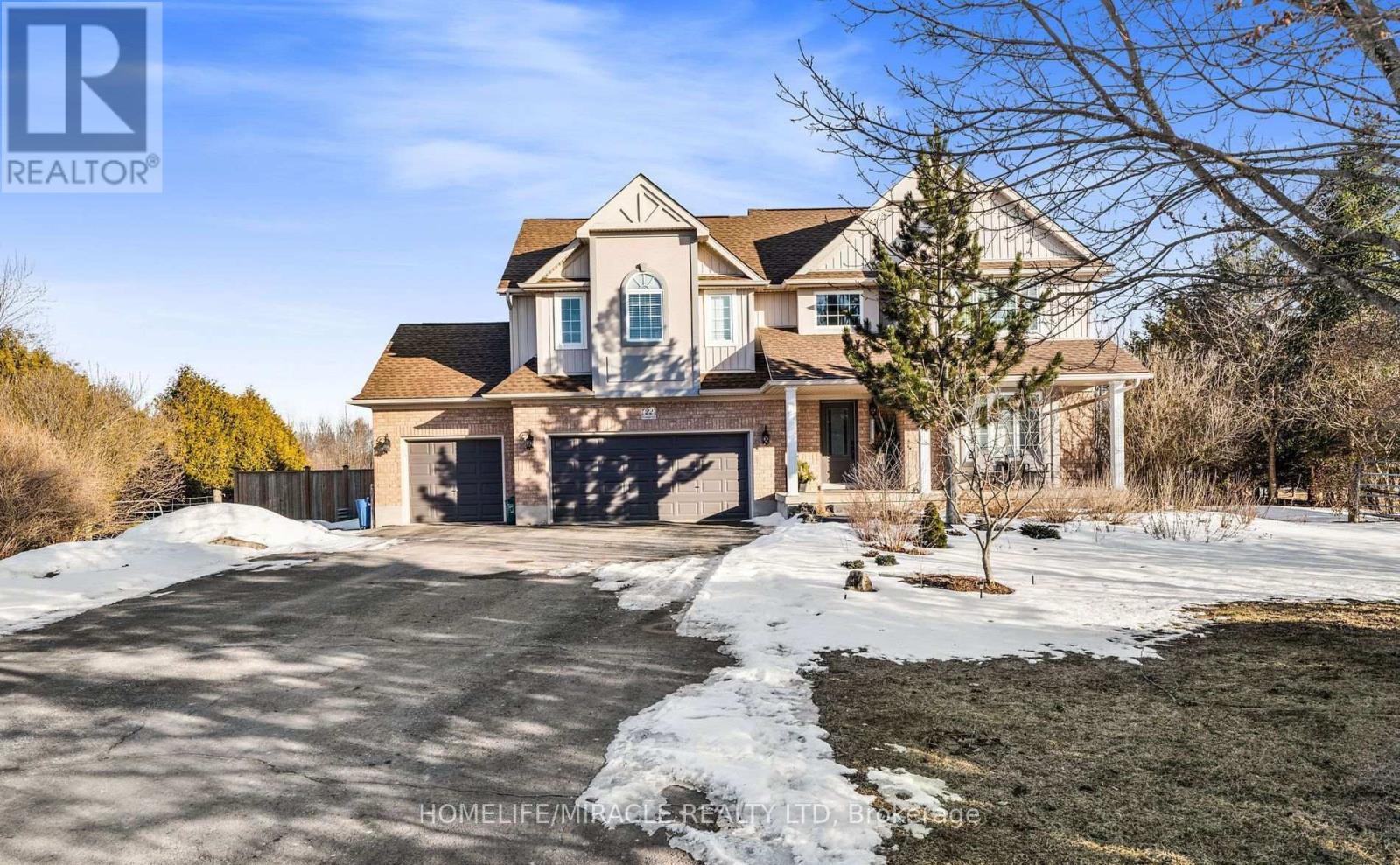 Detached at 22 DEVONLEIGH DRIVE, Amaranth