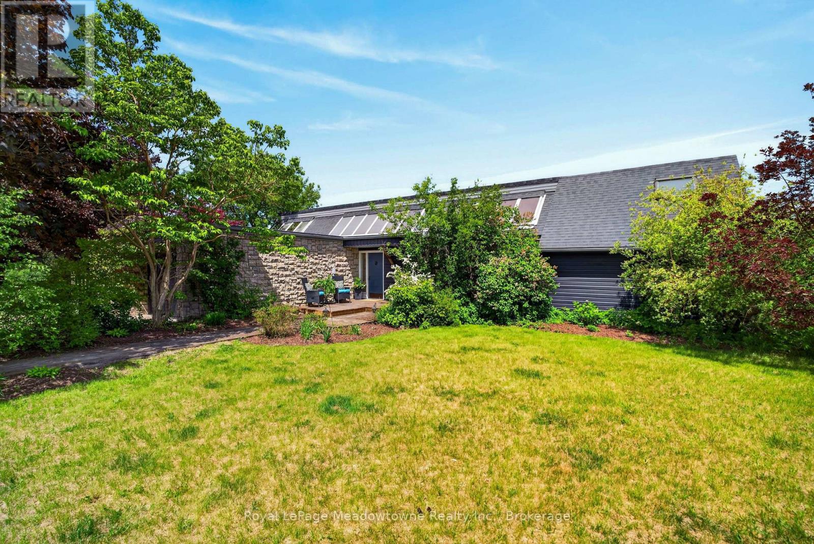 Detached at 8122 ERAMOSA GARAFRAXA TOWNLINE, Centre Wellington