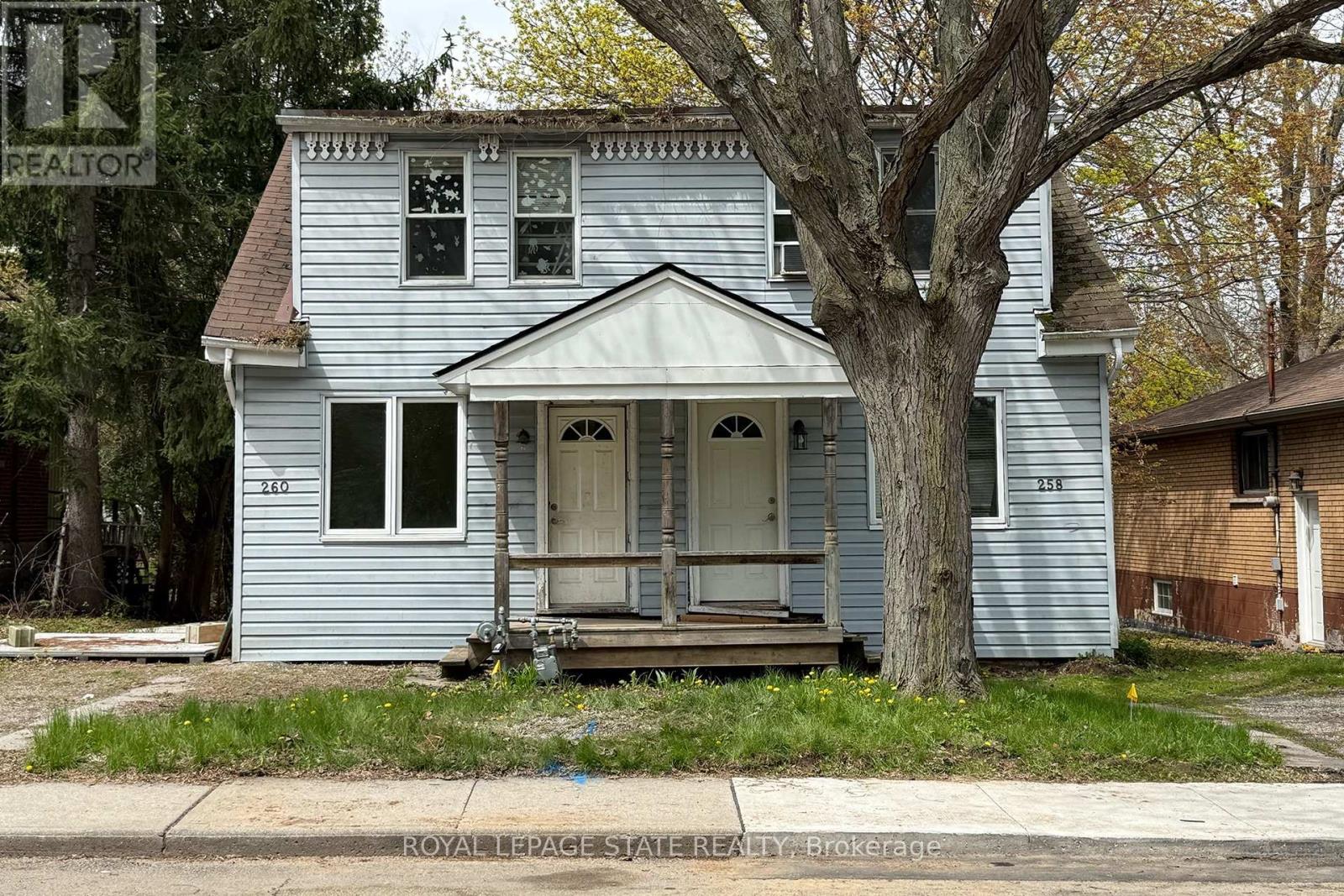 Semi-Detached/Link at 260 EMERSON STREET, Hamilton (Ainslie Wood)