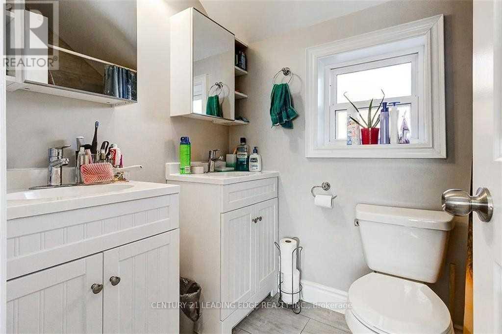 Detached at B - 382 CANNON STREET E, Hamilton