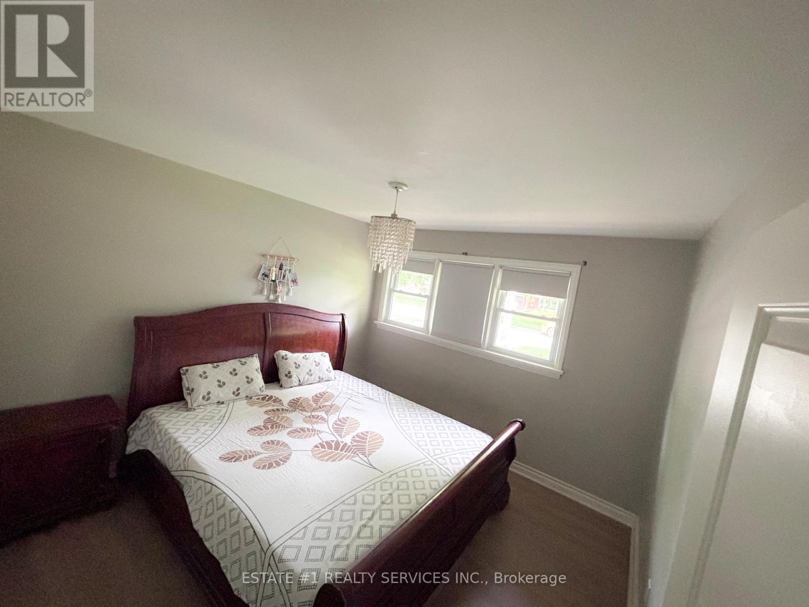 Detached at 6671 RUSSELL STREET, Niagara Falls
