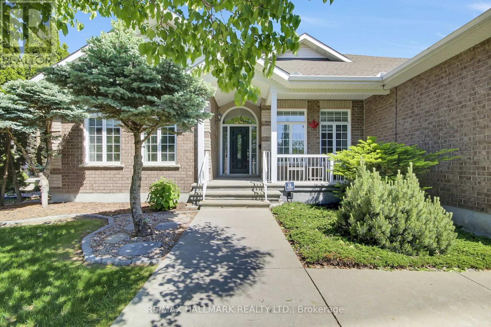 Detached at 5 DOLOMITE STREET, Ottawa