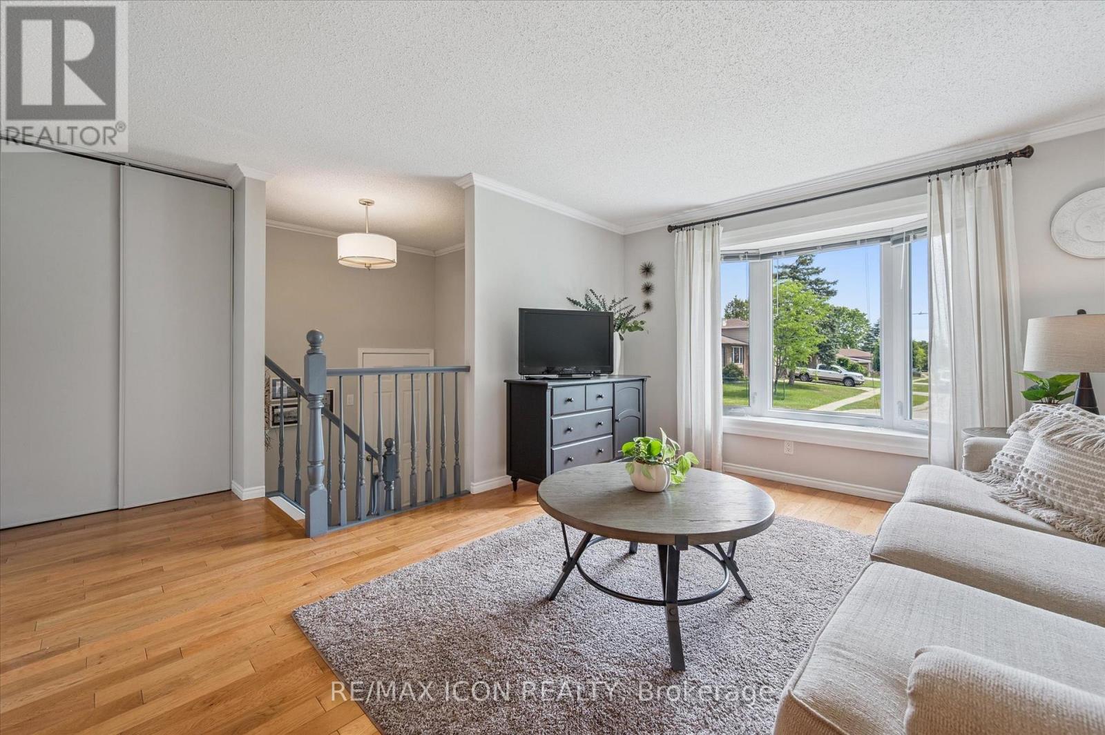 Semi-Detached/Link at 40 ABELES AVENUE, Brant