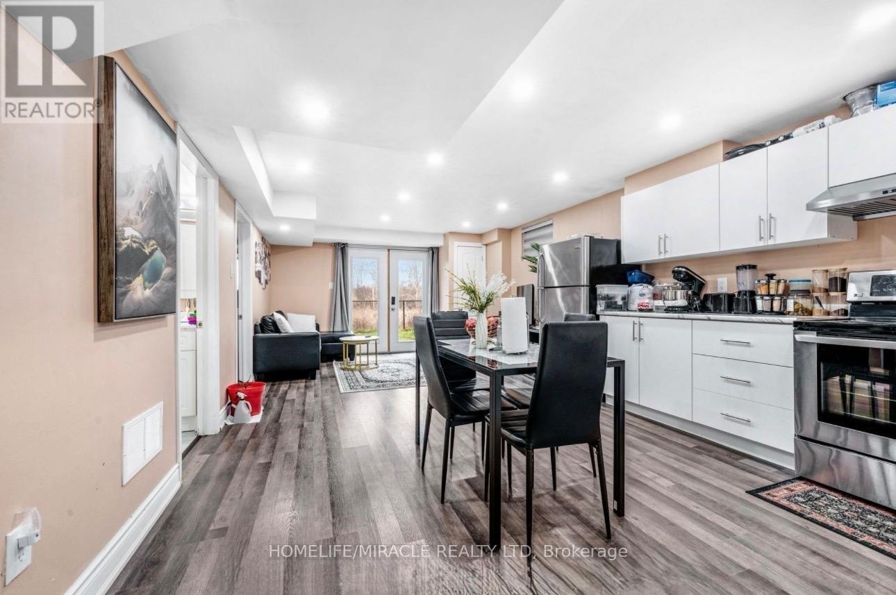 Detached at 121 STEEPLECHASE WAY, Waterloo
