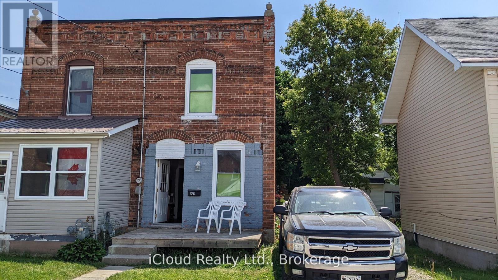 Semi-Detached/Link at 1083 3RD A AVENUE E, Owen Sound