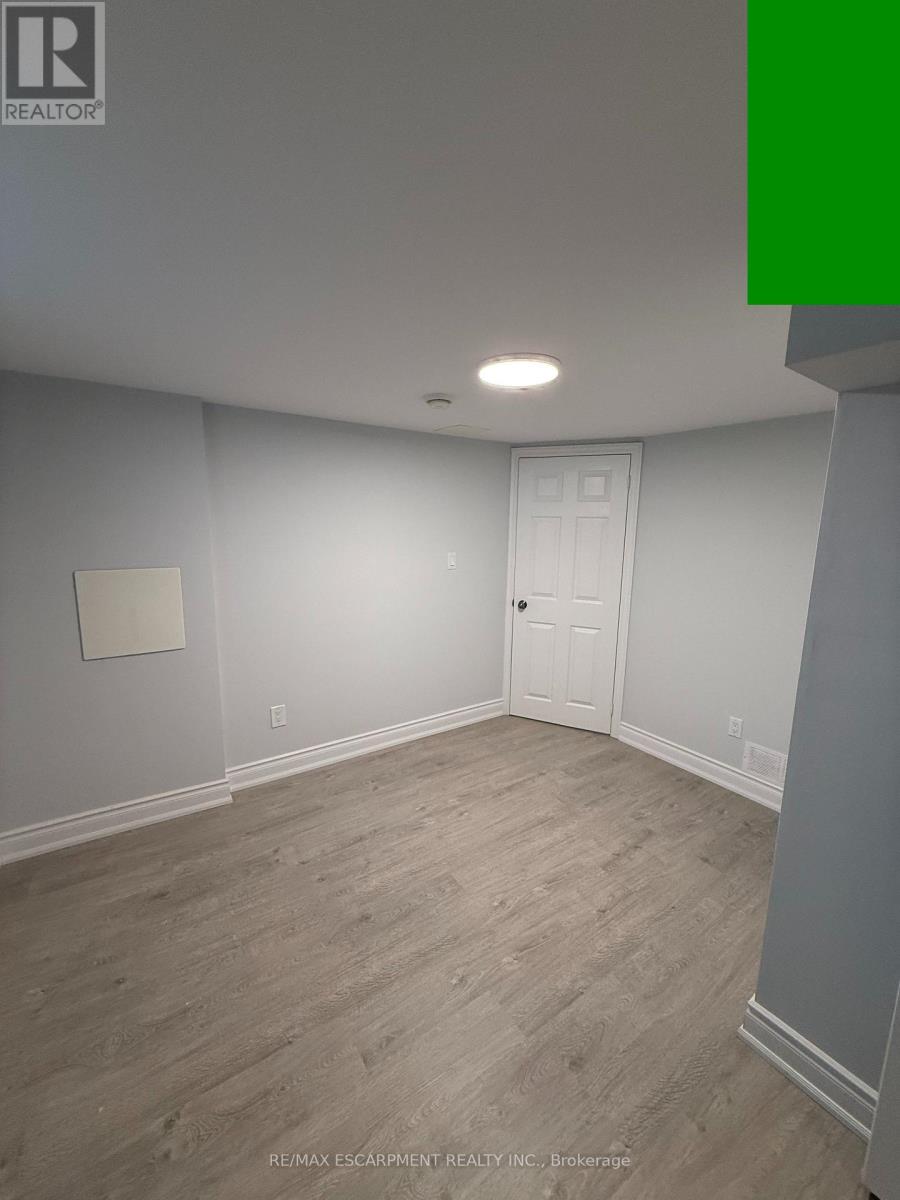 Detached at 2 - 41 BEAMER AVENUE, St. Catharines