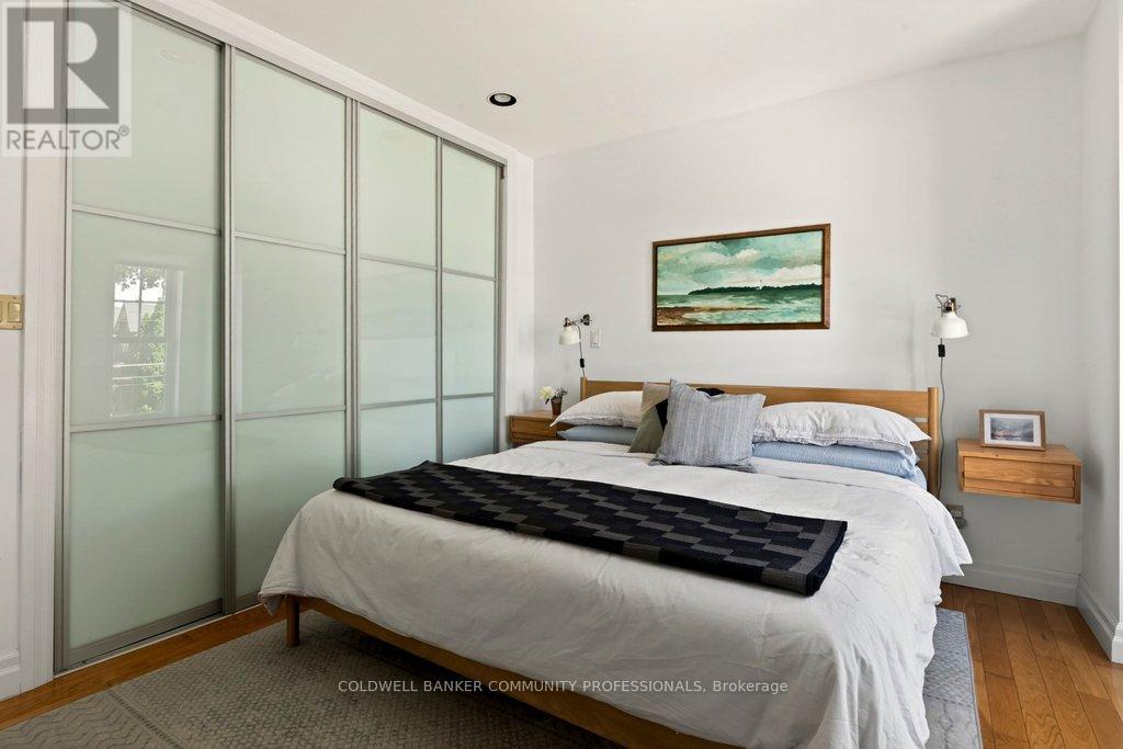 Detached at 394 BAY STREET N, Hamilton