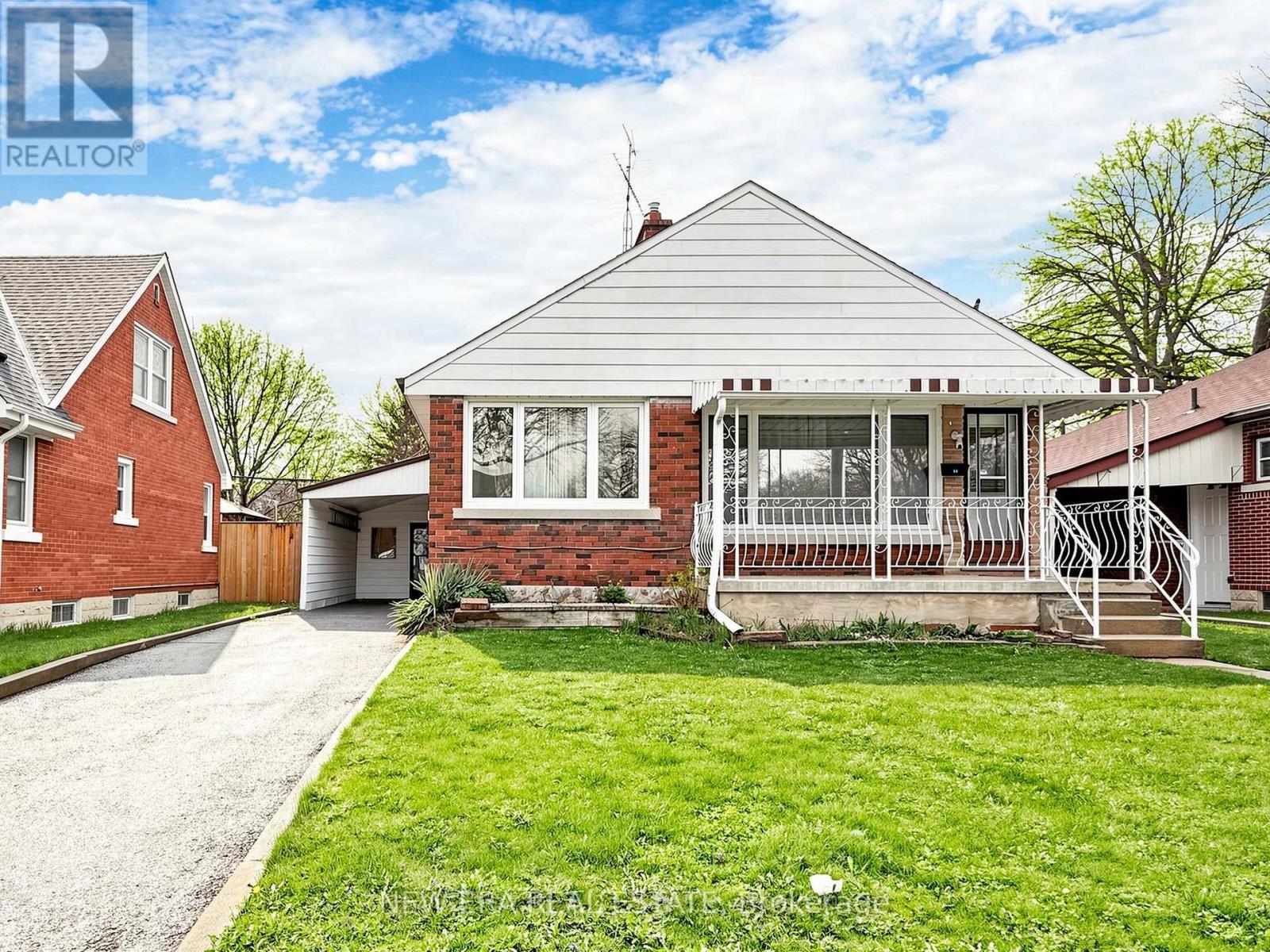 Detached at 48 CHRISTOPHER DRIVE, Cambridge