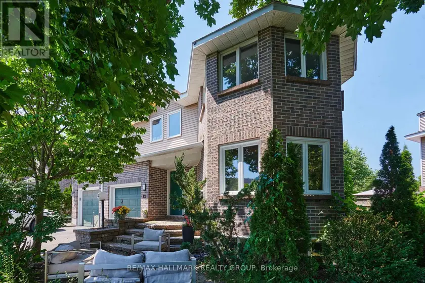 Townhouse at 22 TERRACE DRIVE, Ottawa