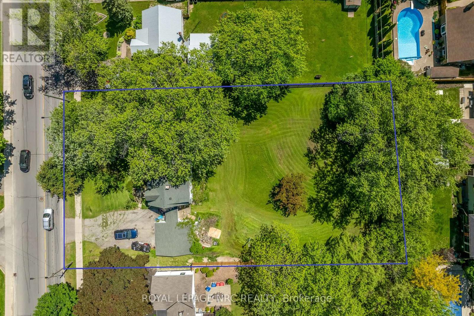 Detached at 237 FIRST AVENUE, Welland