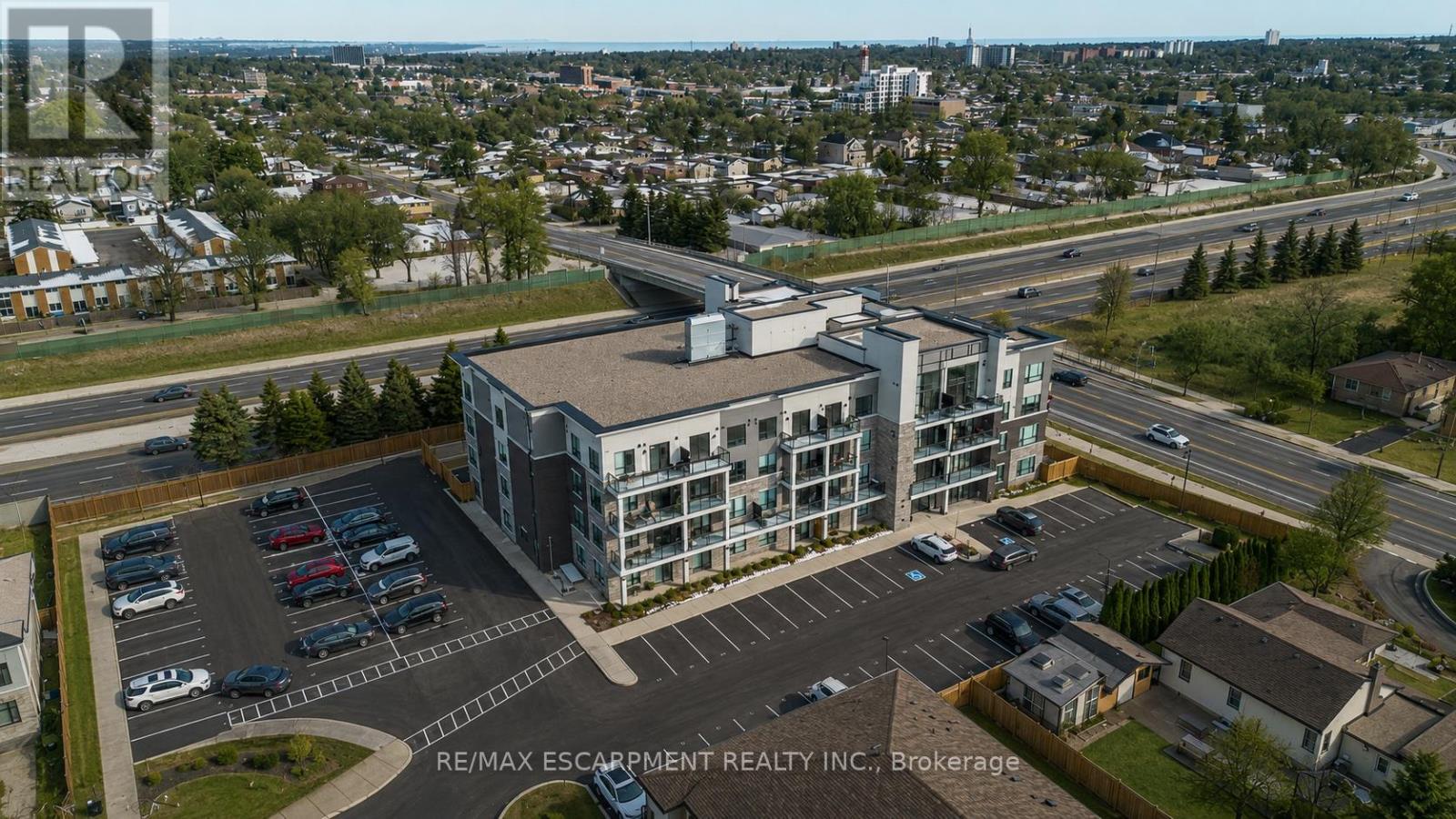 Apartment at 104 - 120 SPRINGVALLEY CRESCENT, Hamilton (Gourley)