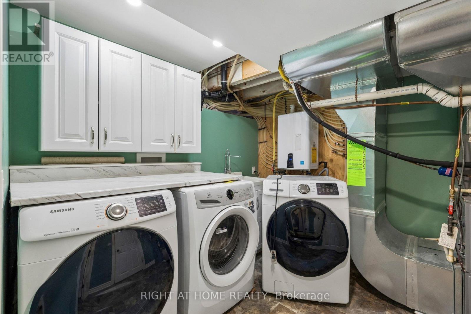 Detached at 15 KING STREET, Fort Erie
