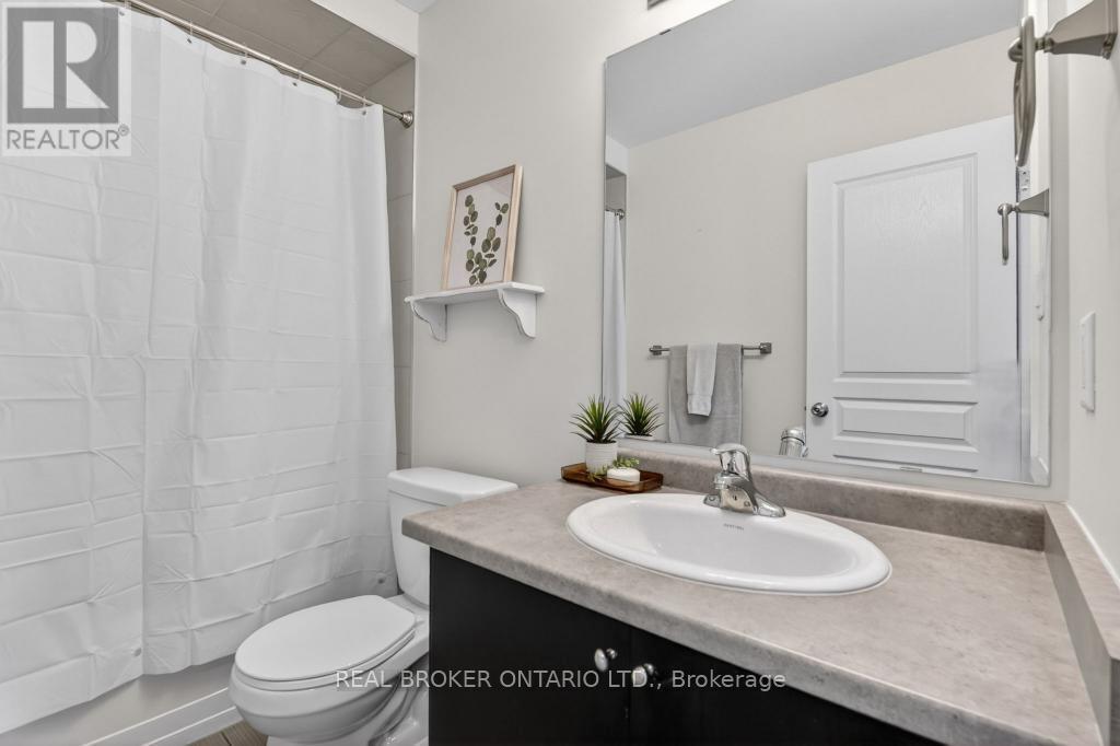 Townhouse at 2 KENRIDGE TERRACE, Hamilton
