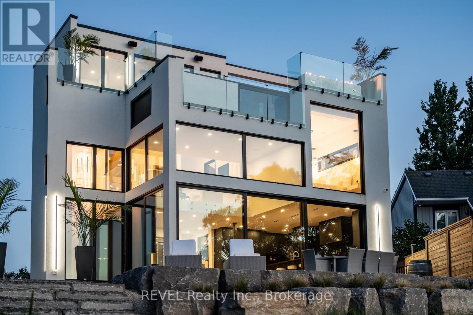 Detached at 6 FIRELANE 11A STREET, Niagara-on-the-Lake (Lakeshore)