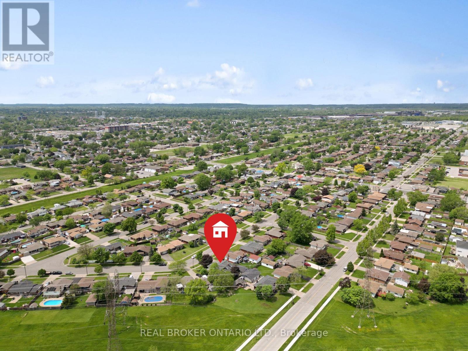 Detached at 63 HARRISON AVENUE, Welland