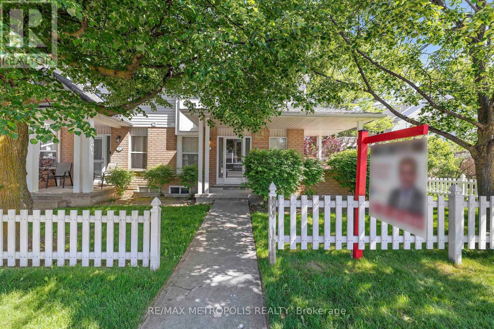 Townhouse at 53 - 426 GRANGE ROAD, Guelph (Grange Road)
