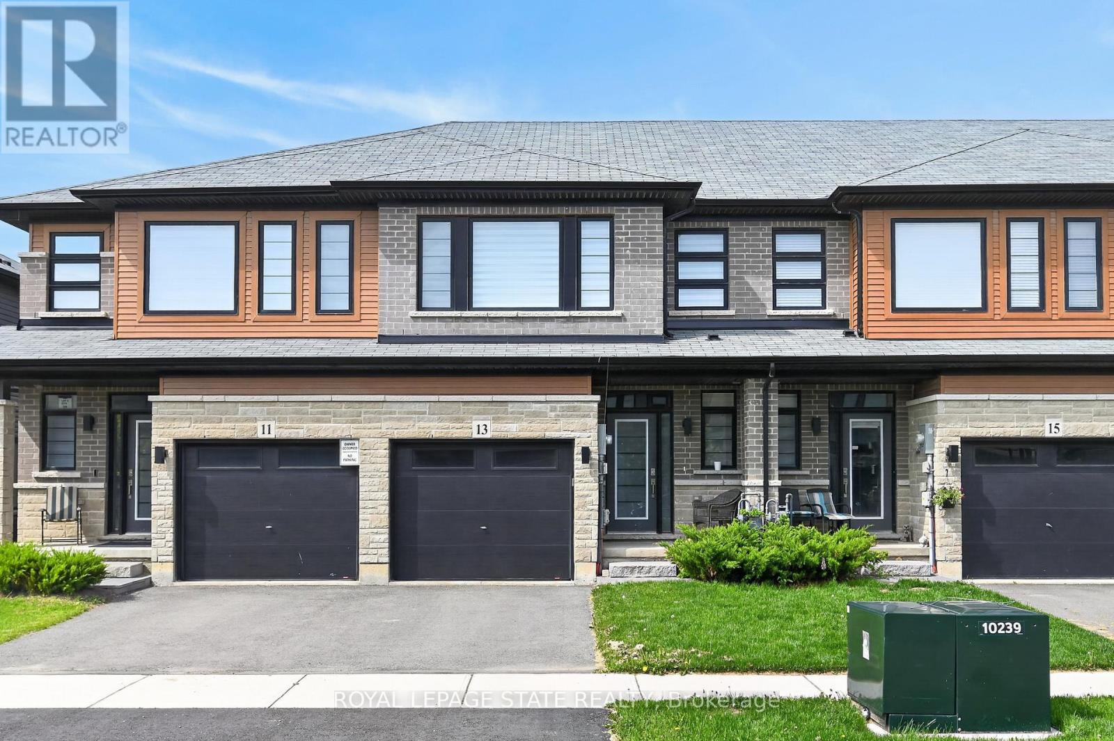 Townhouse at 13 JUNE CALLWOOD WAY, Brantford