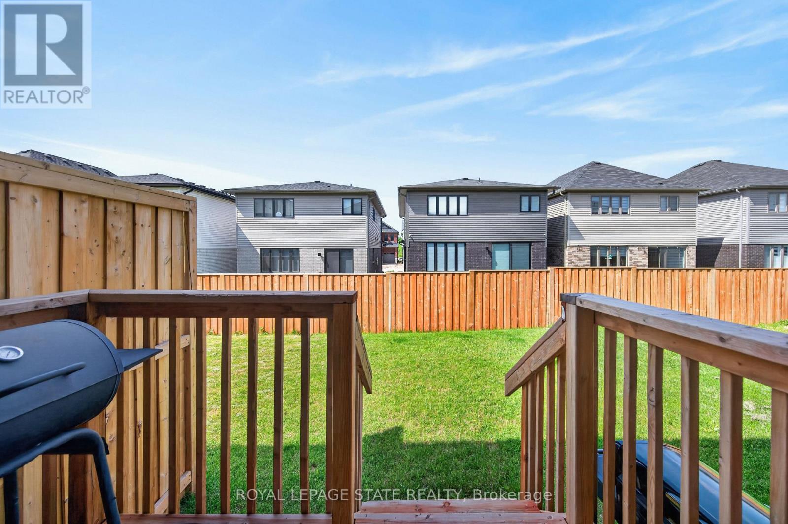 Townhouse at 13 JUNE CALLWOOD WAY, Brantford