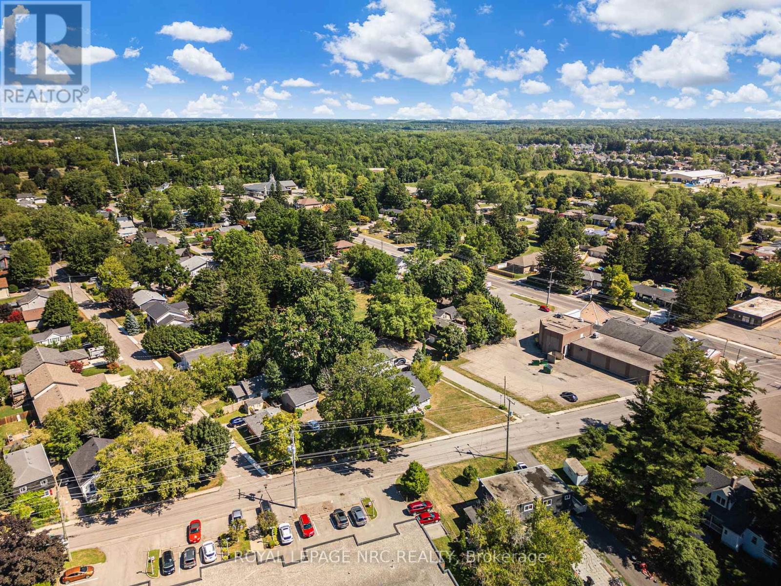 Detached at 3902 REBSTOCK ROAD, Fort Erie