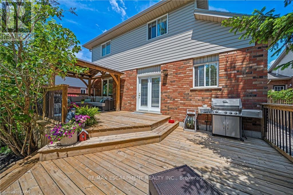 Detached at 6 SCOTTSWOOD LANE, Haldimand
