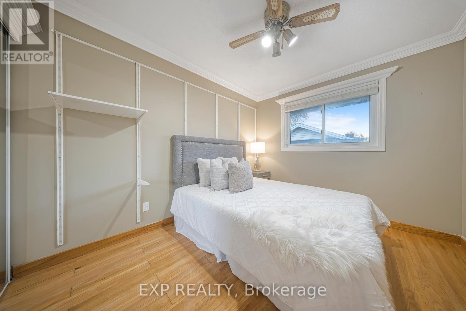 Detached at 124 DUNSMERE DRIVE, Kitchener