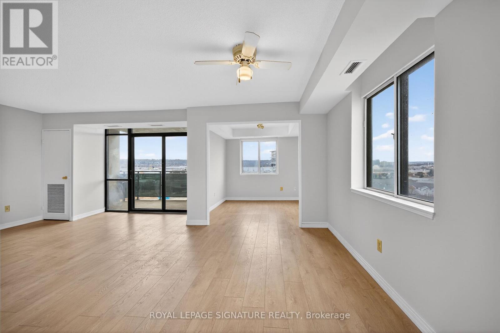 Apartment at 907 - 301 FRANCES AVENUE, Hamilton