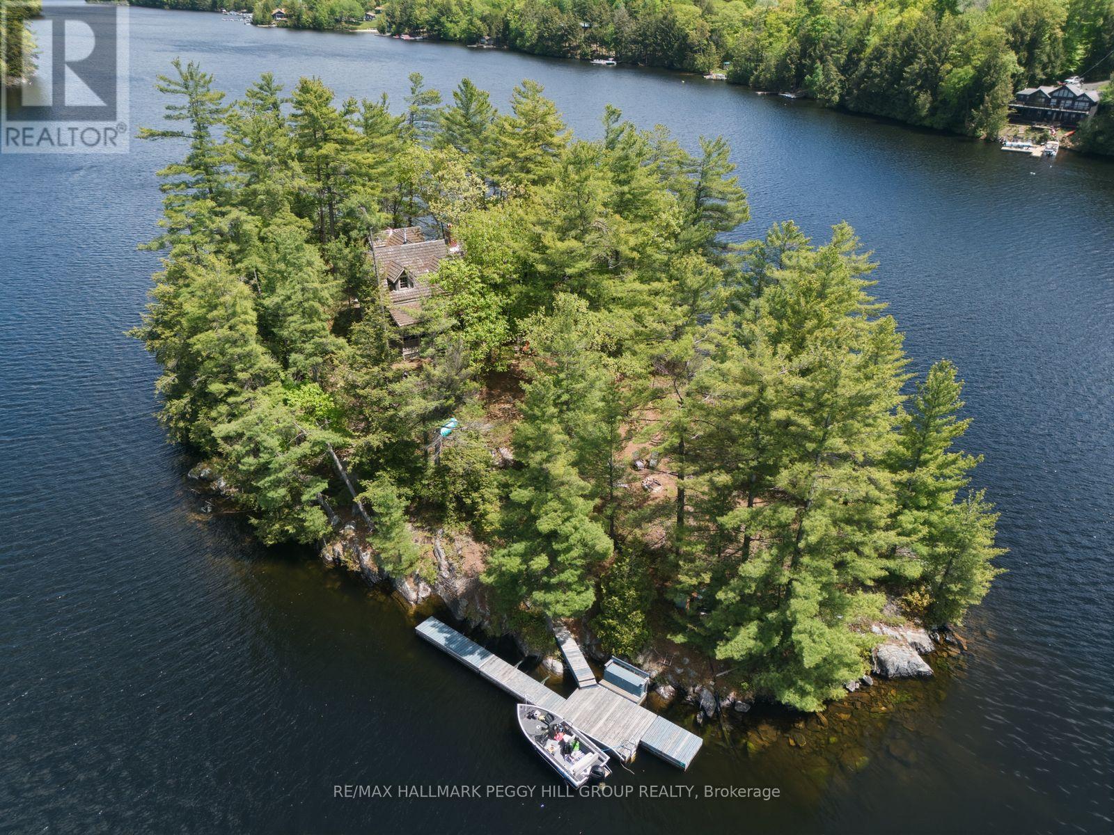 Detached at 10 CRANE LAKE WATER, The Archipelago