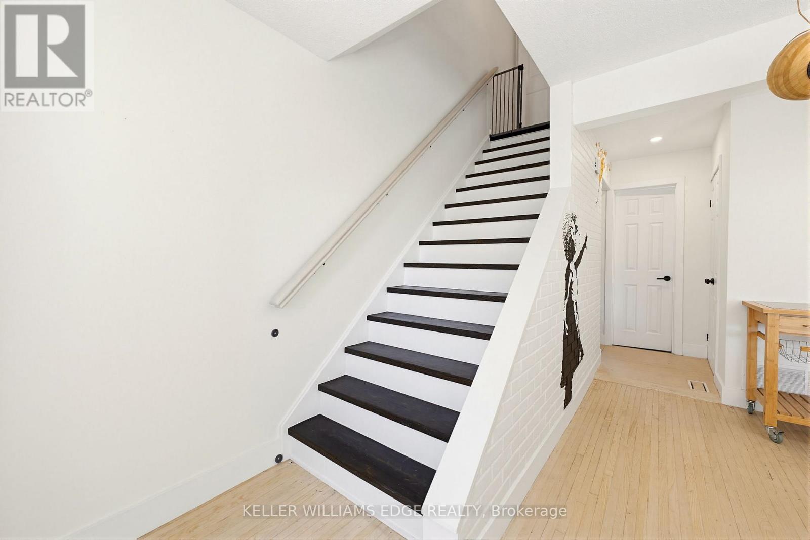 Townhouse at 7 - 161 BERKINDALE DRIVE, Hamilton