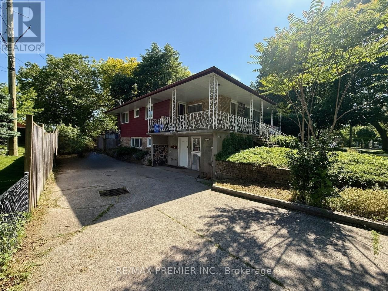 Detached at LOWER - 288 SCOTT STREET, St. Catharines