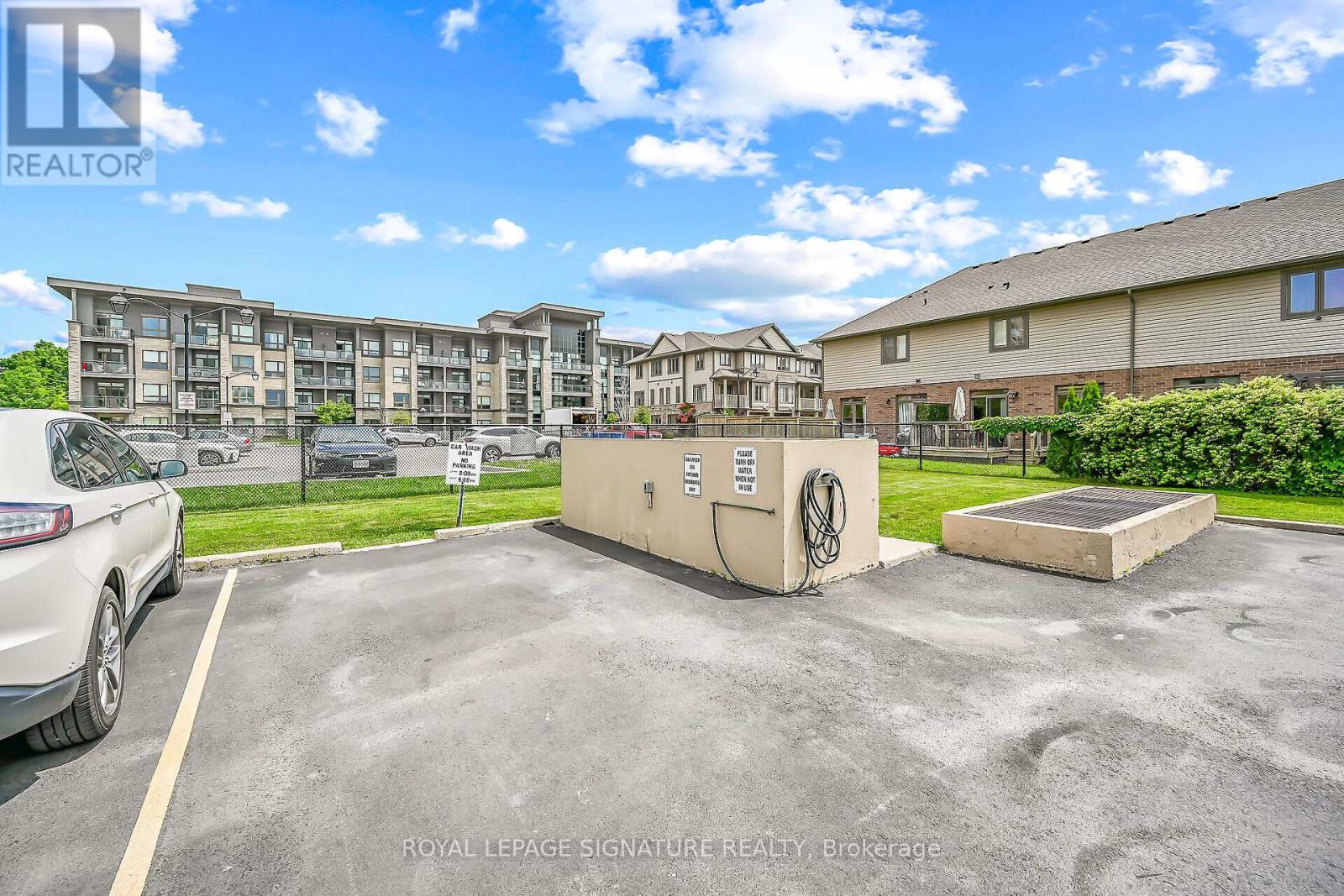 Apartment at 907 - 301 FRANCES AVENUE, Hamilton