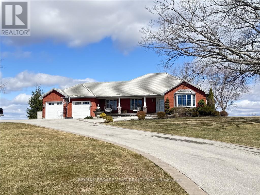 Detached at 3810 RIVER ROAD, Haldimand