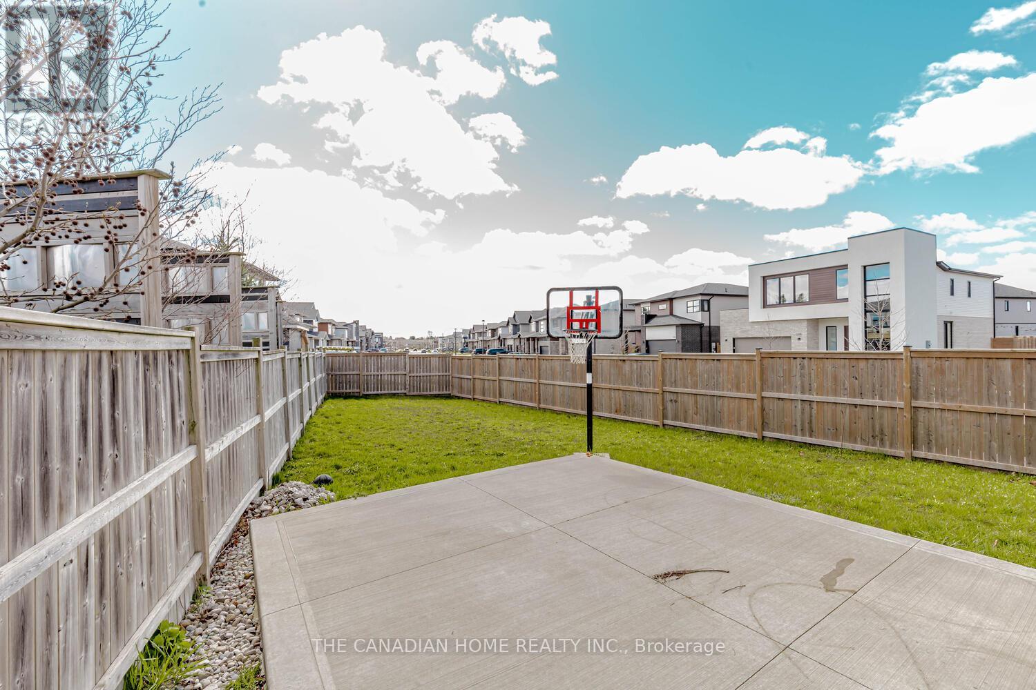 Detached at 1203 SILVERFOX DRIVE, London