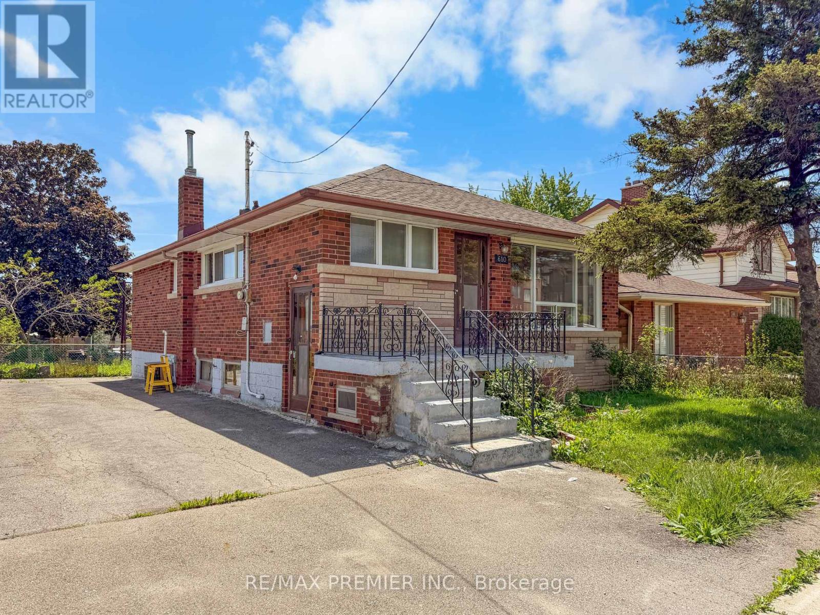 Detached at MAIN - 610 WOODWARD AVENUE, Hamilton