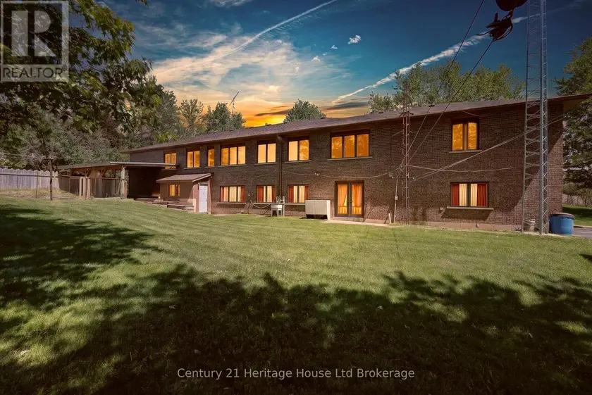 Detached at 257 BATEMAN LINE, Brant