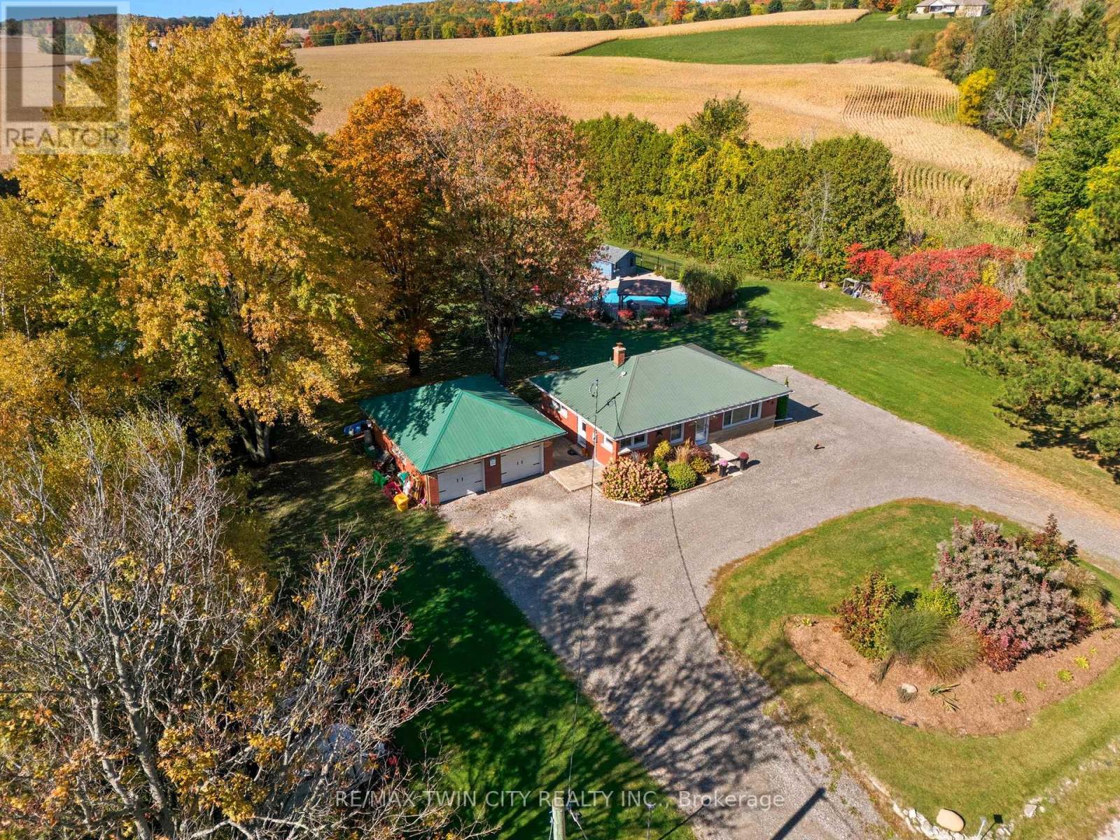 Detached at 1822 SPRAGUES ROAD, North Dumfries
