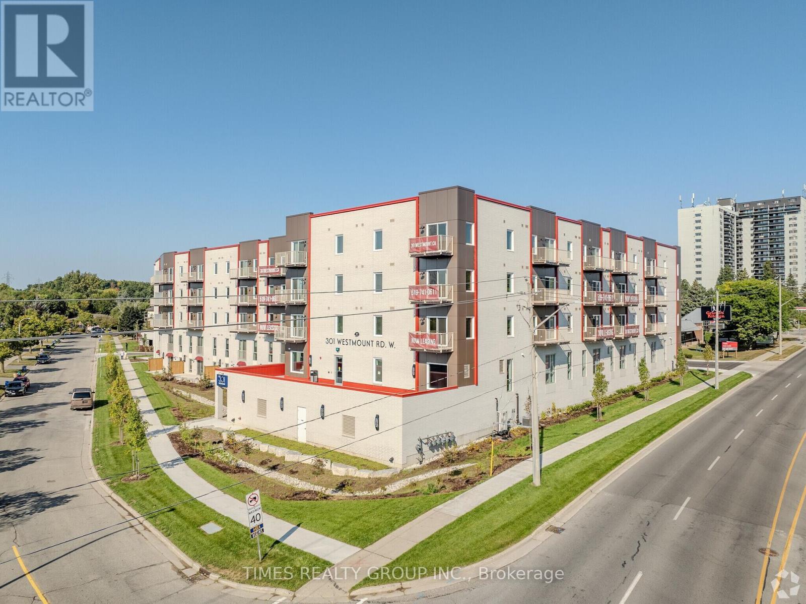Multiplex at 301 WESTMOUNT ROAD W, Kitchener